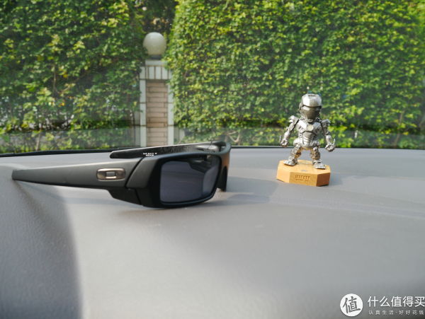 oakley gascan arms oakley gascan arms